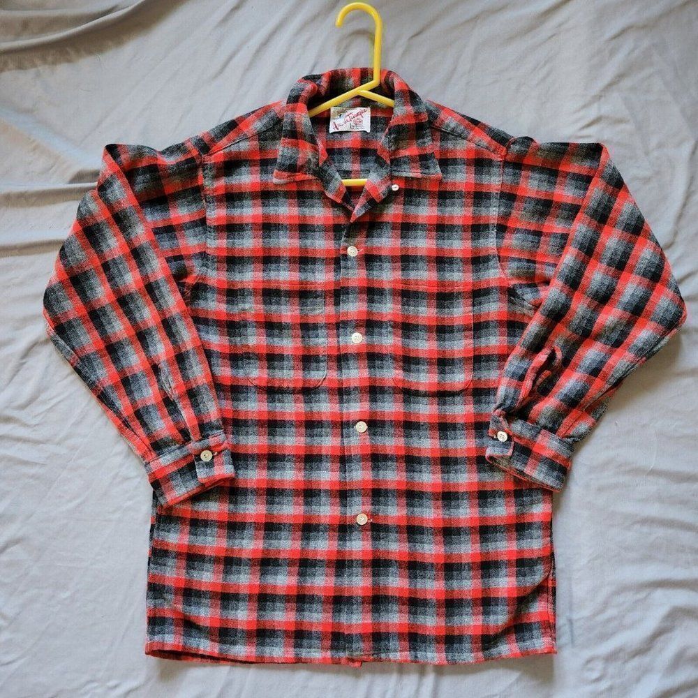 Vintage Arc de Triomphe E&W Fashion Red Black Flannel Men's Medium